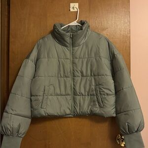 Ci Sono Women’s Light Sage Green Cropped Puffer Jacket